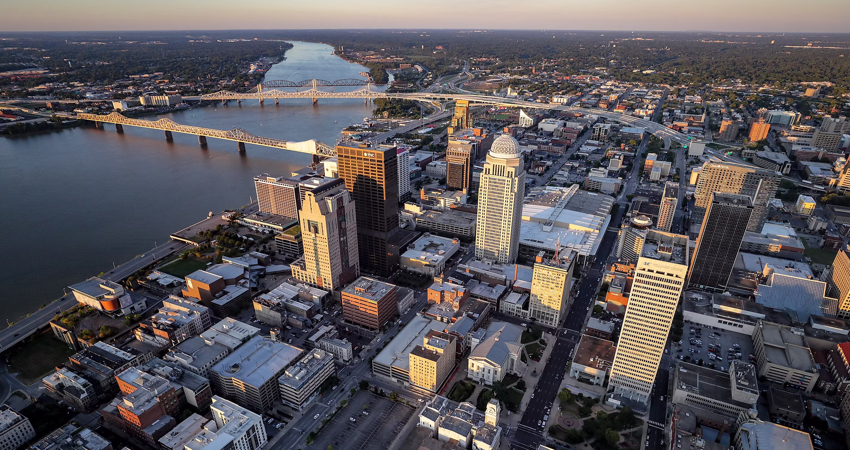 Louisville, Kentucky skyline